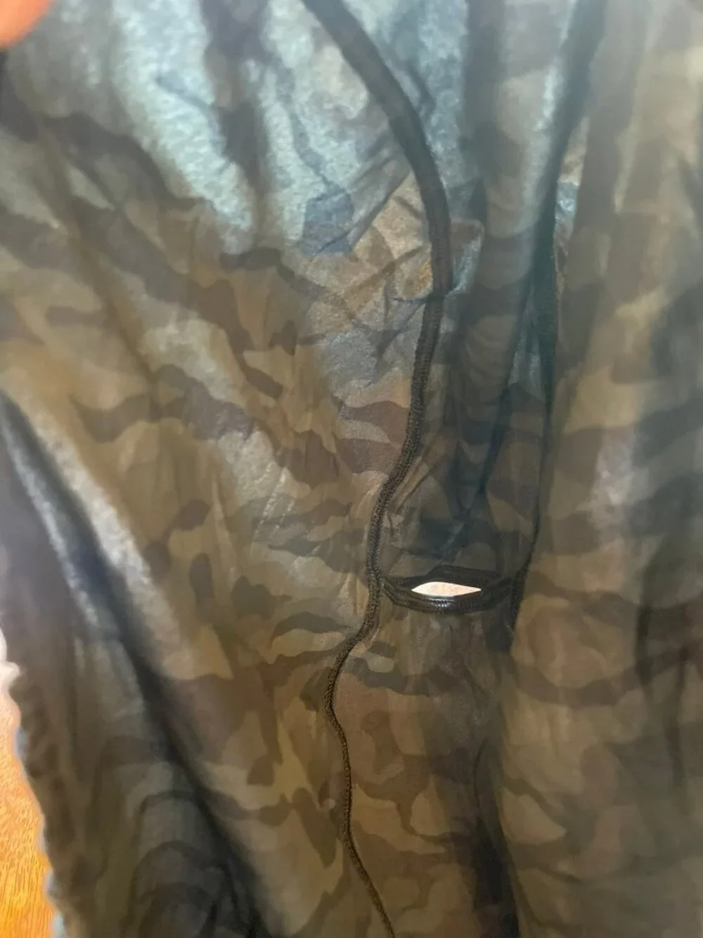 Lululemon Camo Hooded Quarter-Zip Pullover Jacket Size 8 Mesh Vent